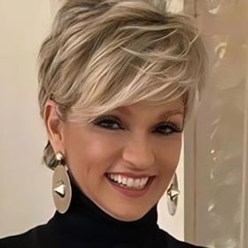 Creamily Short Blonde Wigs for Women Pixie Cut Wigs with Bangs Natural Straight Layered Synthetic Hair Short Wig for Women Daily Cosplay Party Hallowe